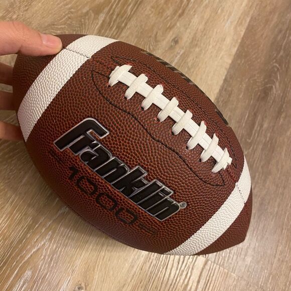 Franklin Sports Grip-Rite 100 Youth Junior kids Size Rubber Football brown NEW - Picture 2 of 7